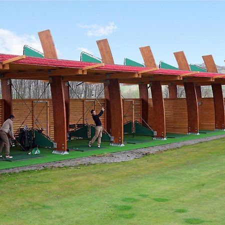 Golf Valcurone Hotel Momperone Екстериор снимка