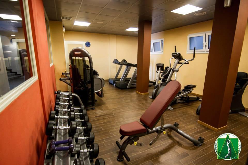Golf Valcurone Hotel Momperone Екстериор снимка